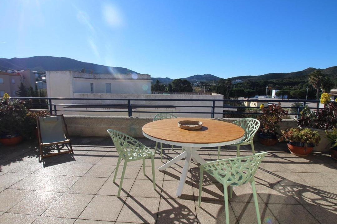 Photo of Patio Balcony in Llanca