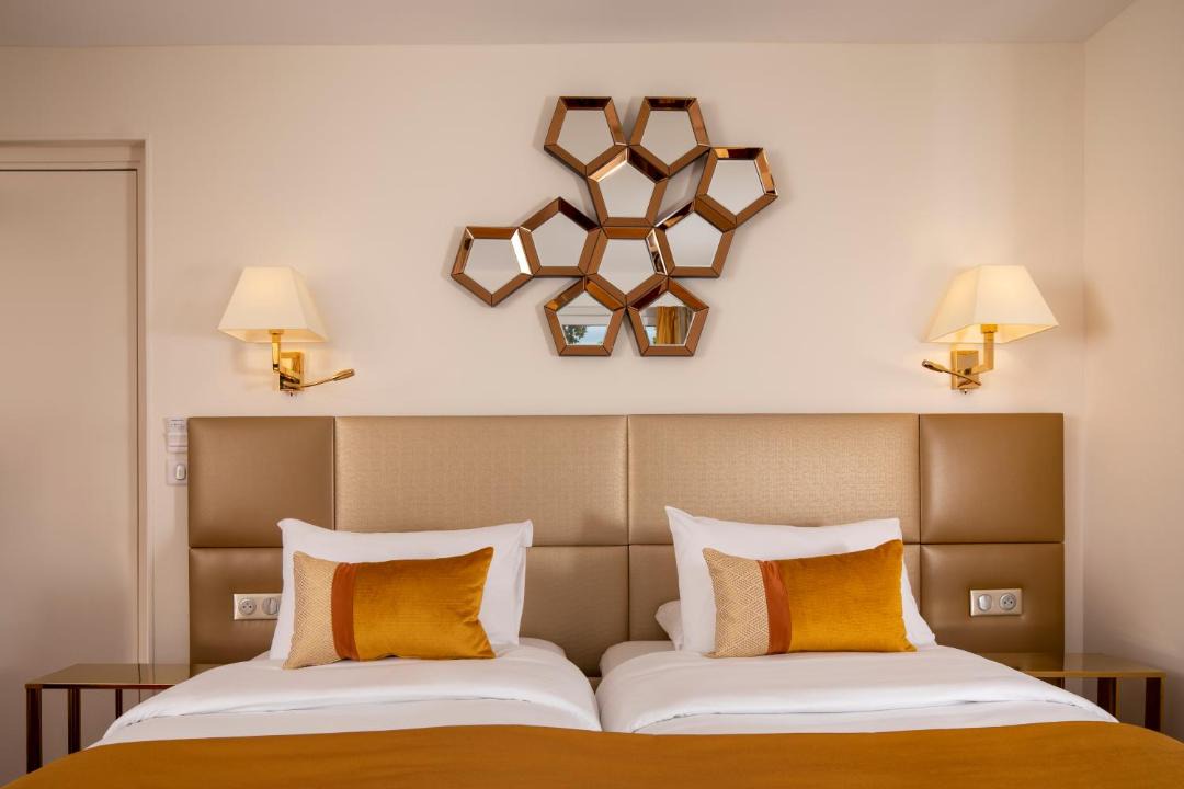 Photo of Bedroom in Saint-Thomas-d'Aquin