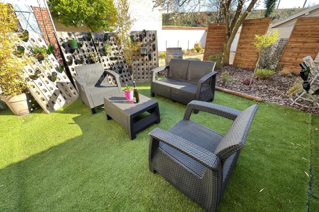 Photo of Others in Ay