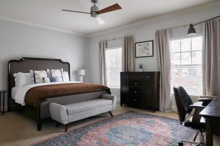 Photo of Bedroom in Hillsboro West End