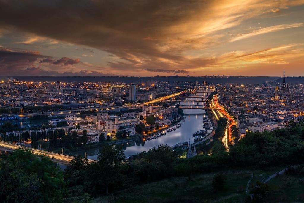 Photo of Others in Quartier Saint-Marc - Croix de Pierre - Saint-Nicaise