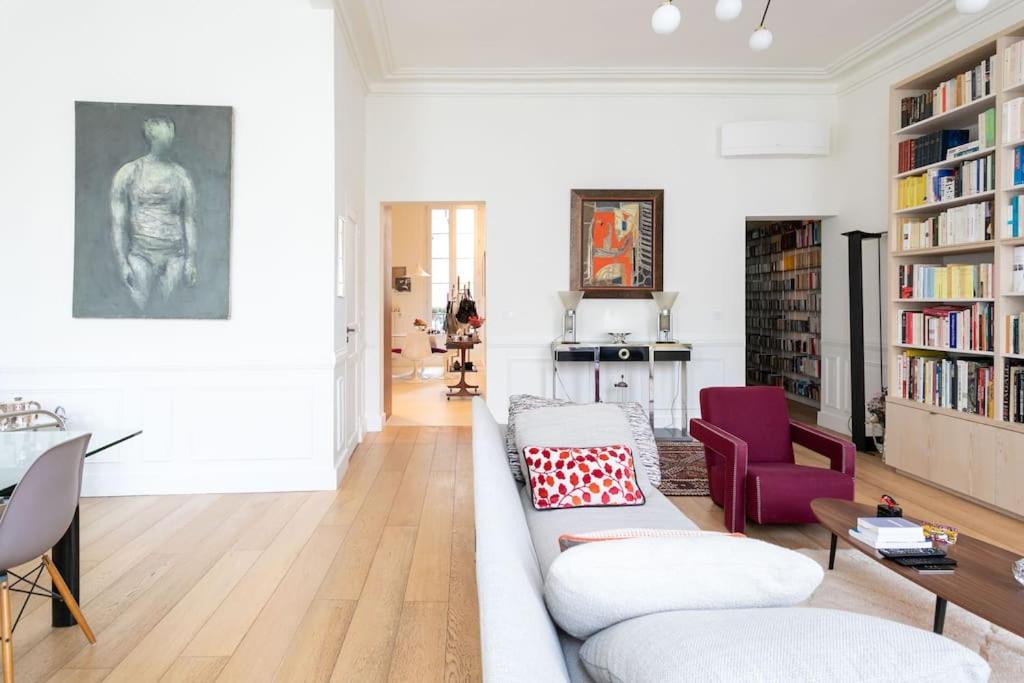 Photo of Livingroom in Arsenal