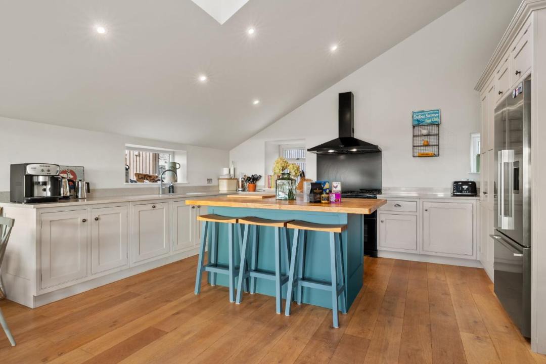 Photo of Others in Crynant