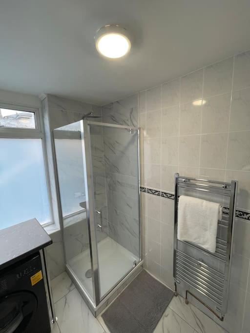 Photo of Others in Broad Green