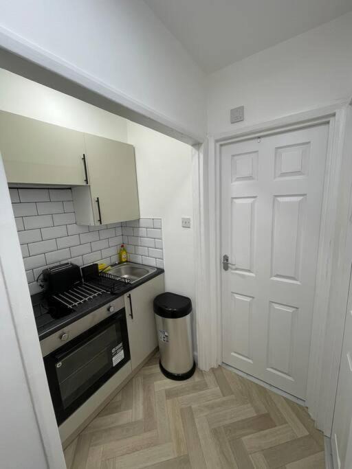 Photo of Others in Broad Green