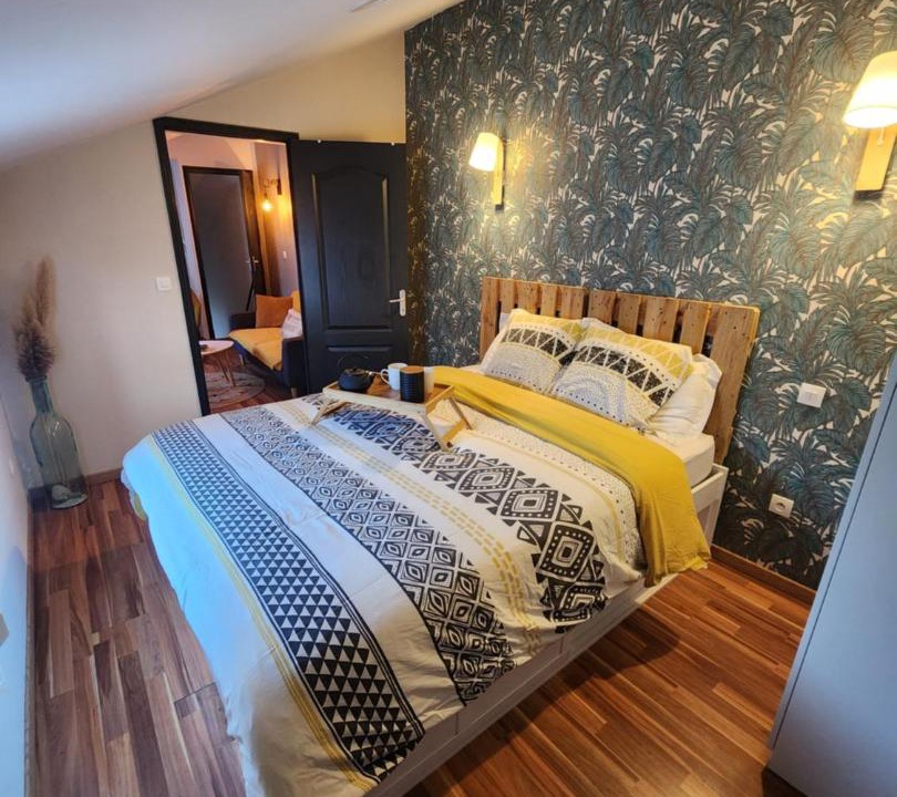 Photo of Others in Epernay