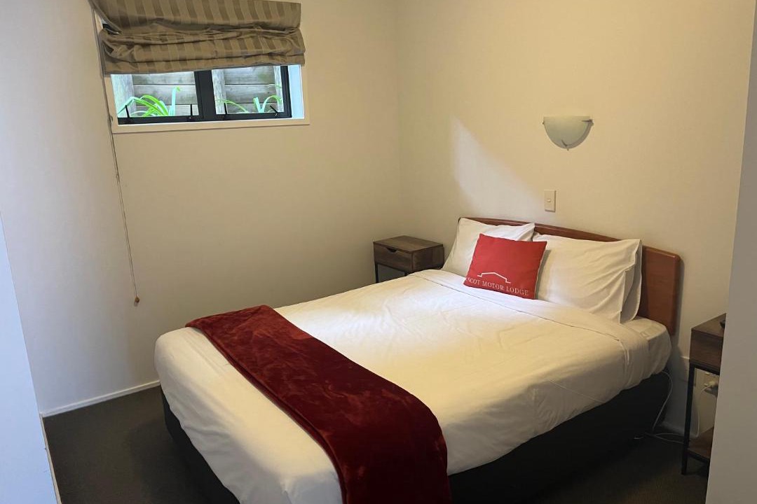 Photo of Others in Newtown