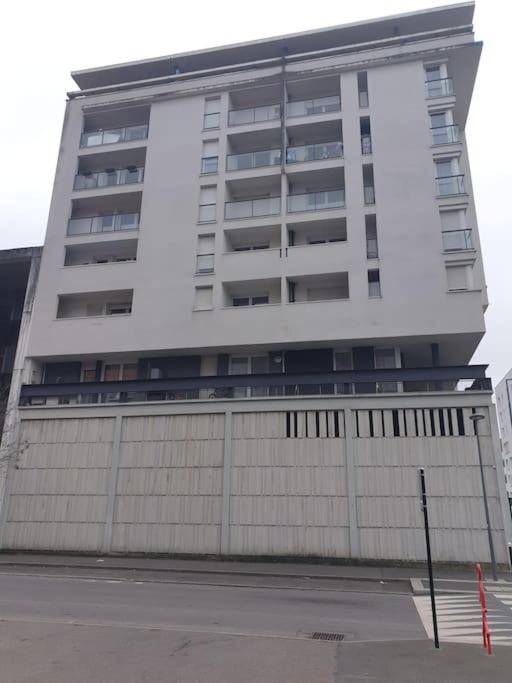 Photo of Others in Center