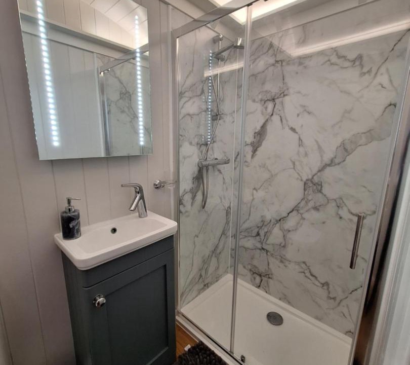 Photo of Others in Eye