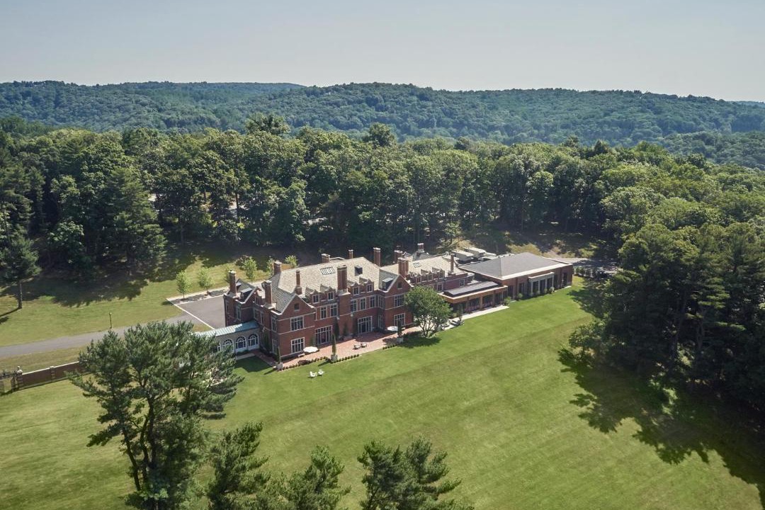 Photo of Others in Far Hills