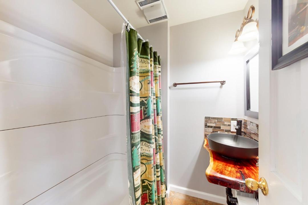 Photo of Others in Blowing Rock