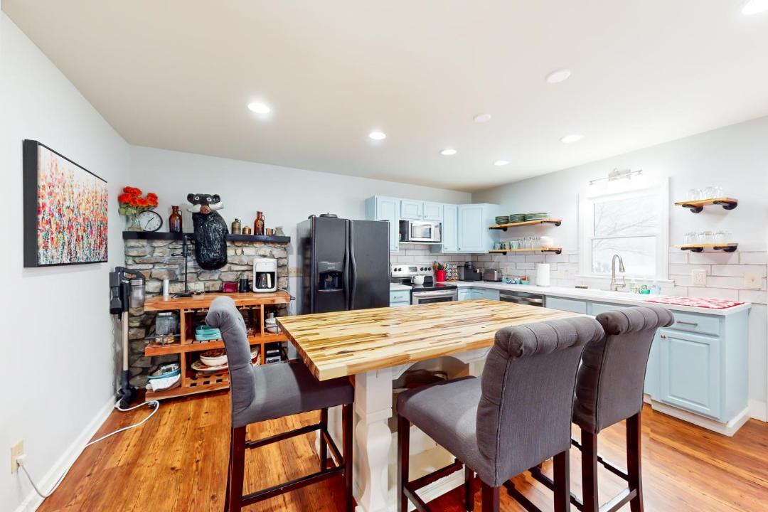 Photo of Others in Blowing Rock