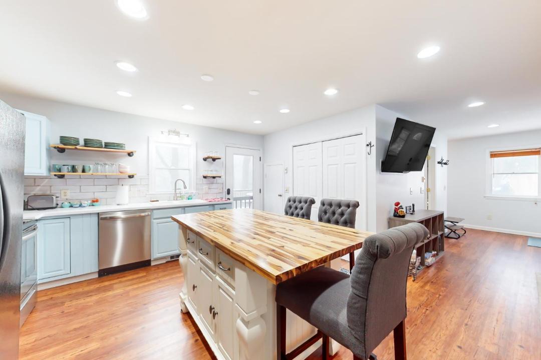 Photo of Others in Blowing Rock