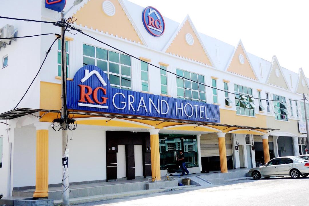 Photo of Others in Parit Raja