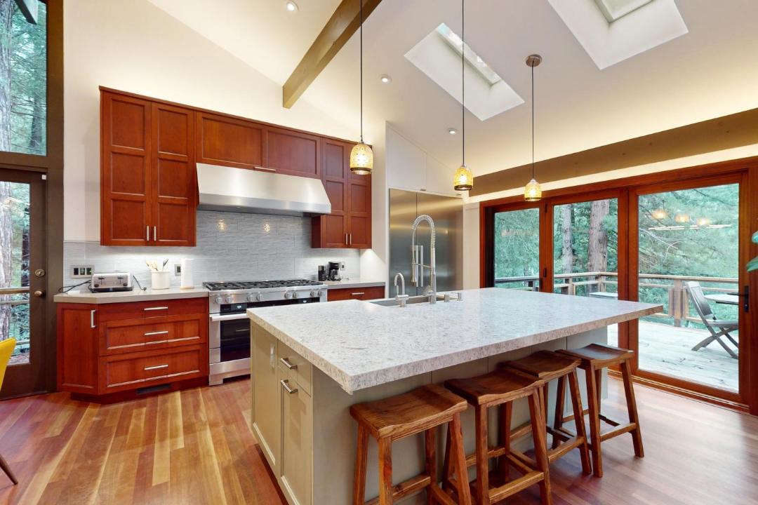 Photo of Others in Mill Valley