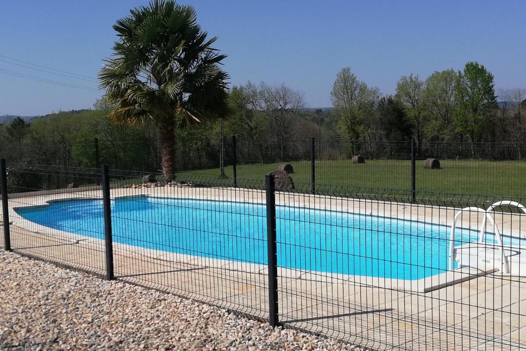 Photo of Others in Meyrals