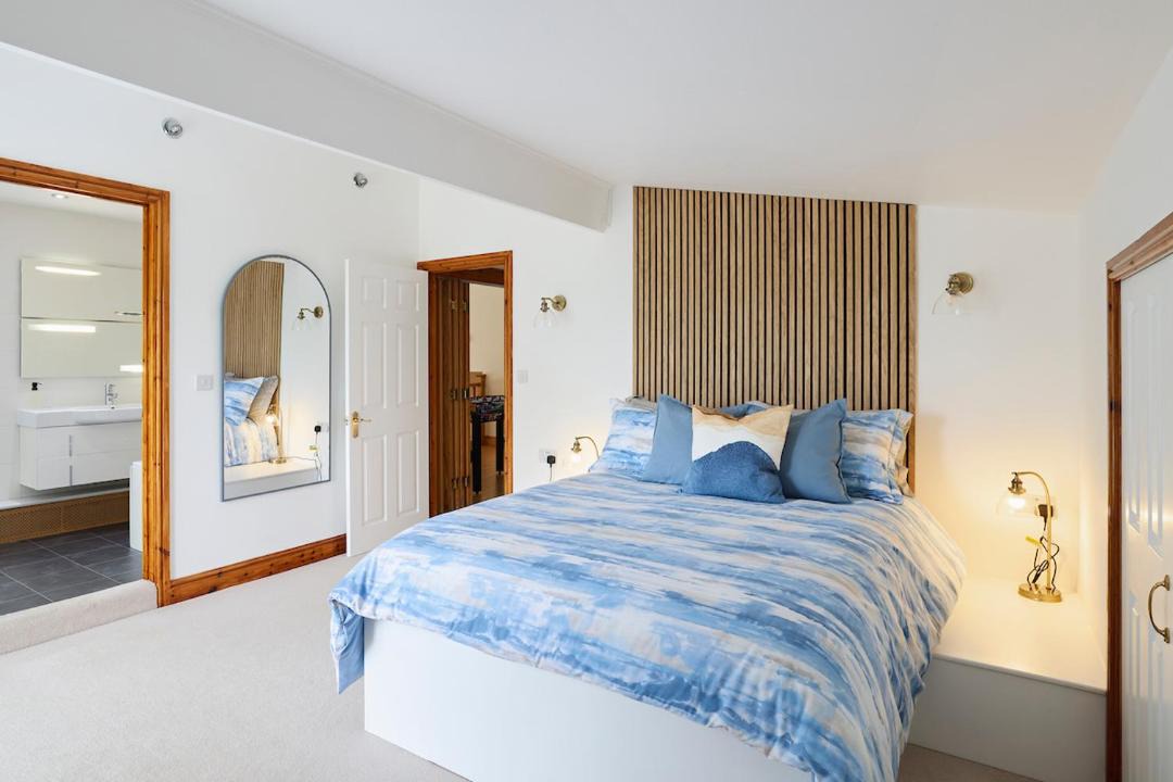 Photo of Others in Ferndown