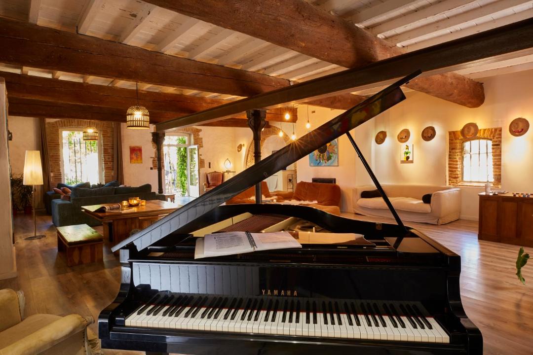 Photo of Others in Bages