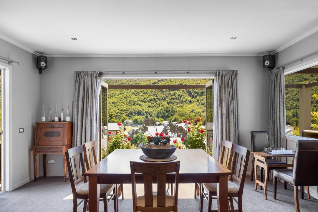 Photo of Others in Arrowtown