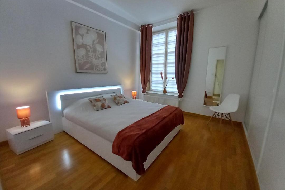 Photo of Others in Sedan