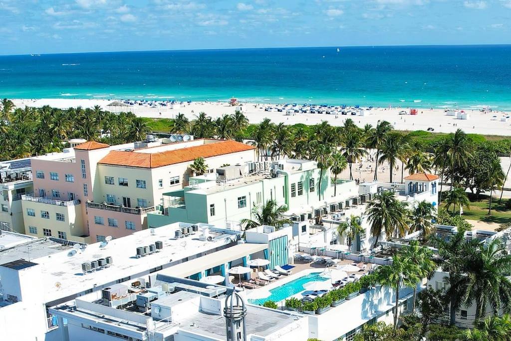 Photo of Others in South Beach