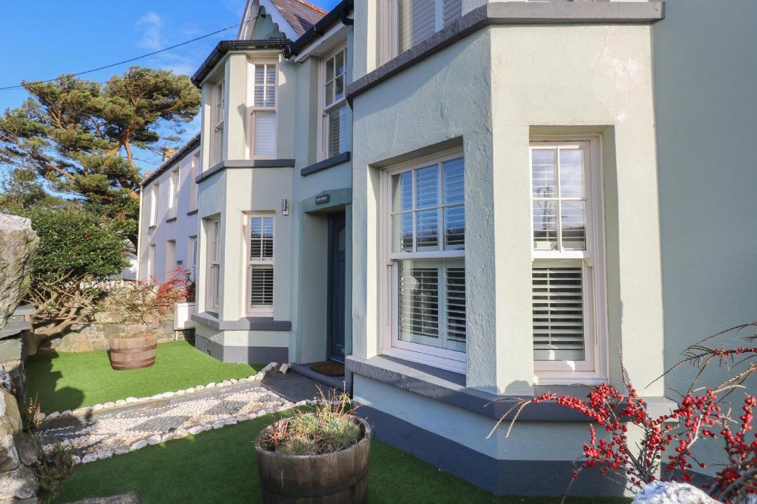 Photo of Others in Dinas Cross