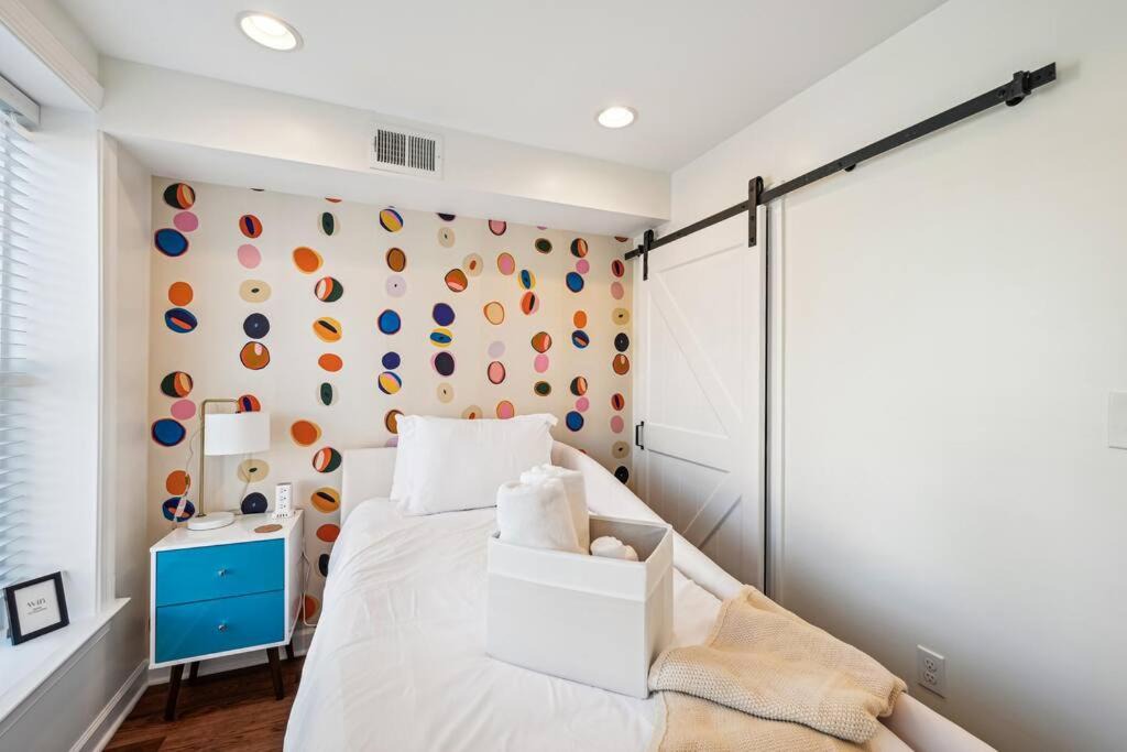 Photo of Others in South Baltimore