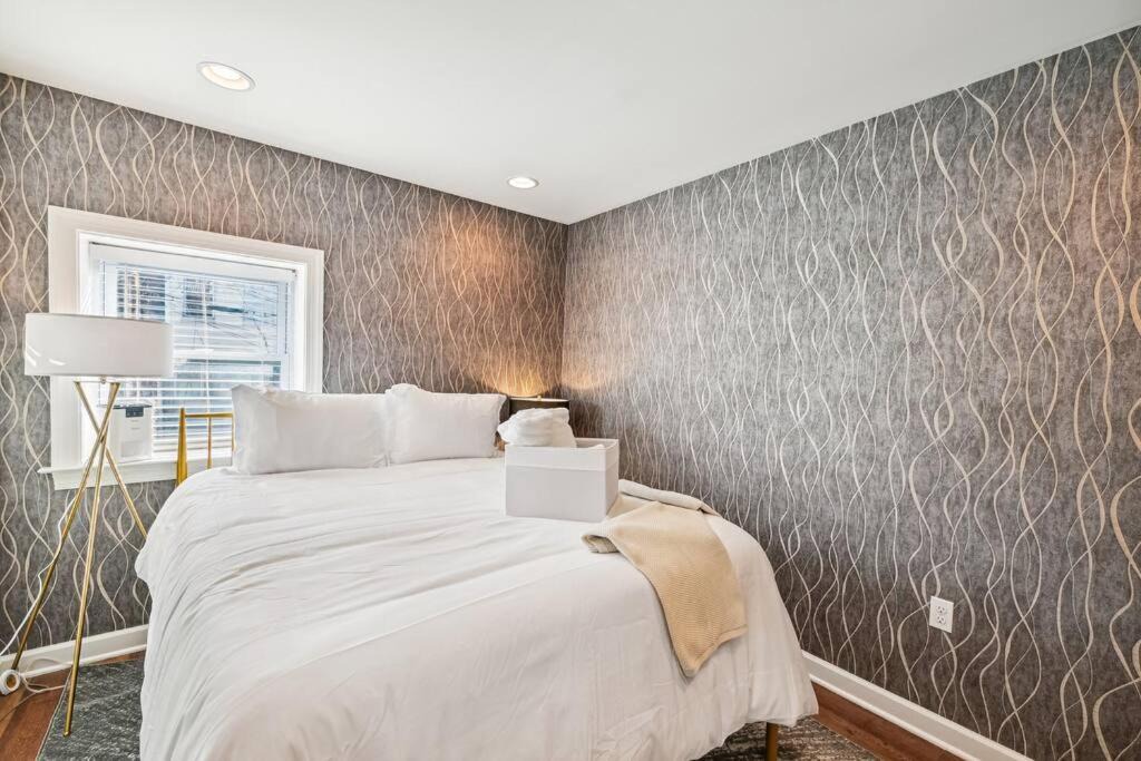 Photo of Others in South Baltimore