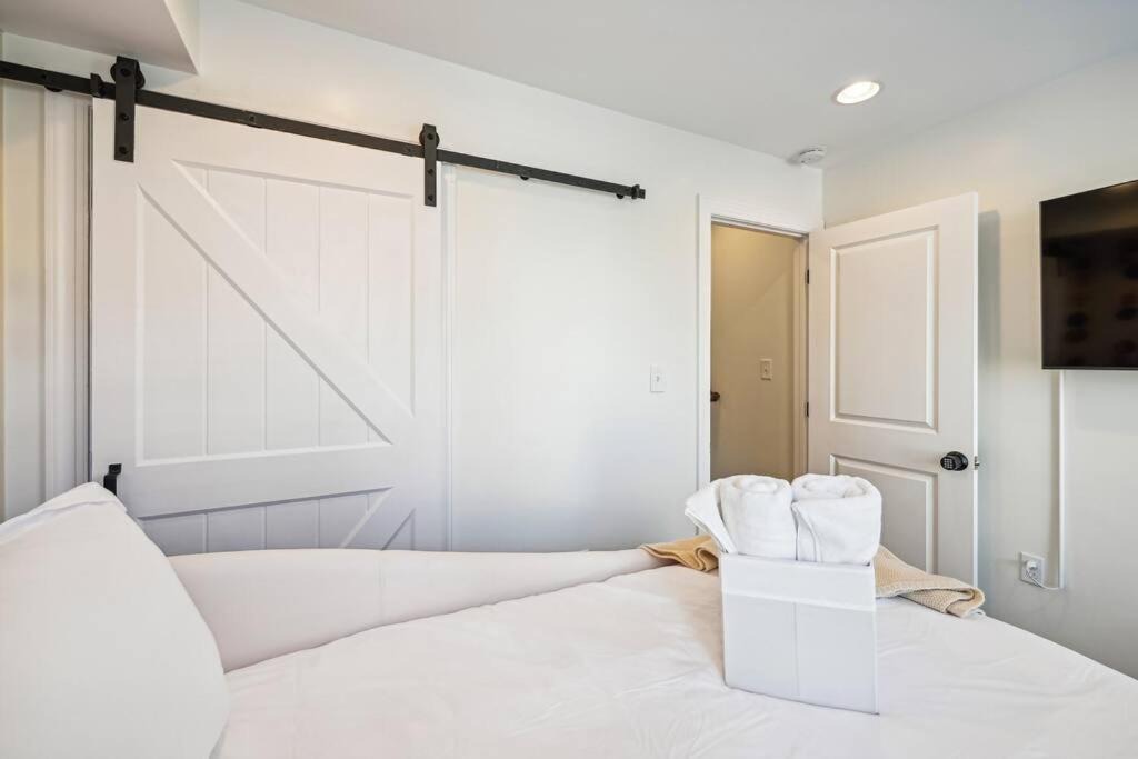 Photo of Others in South Baltimore