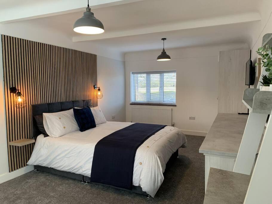 Photo of Others in Chorlton-by-Backford