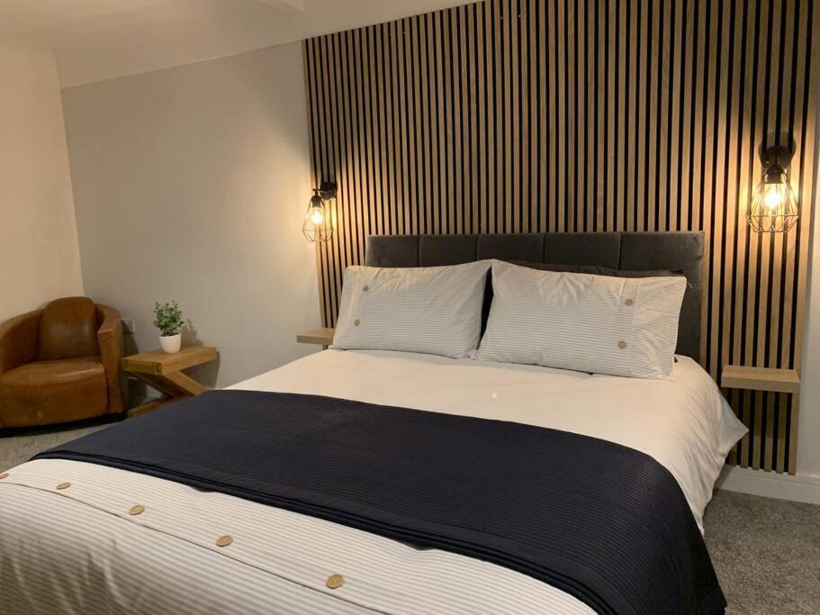 Photo of Others in Chorlton-by-Backford