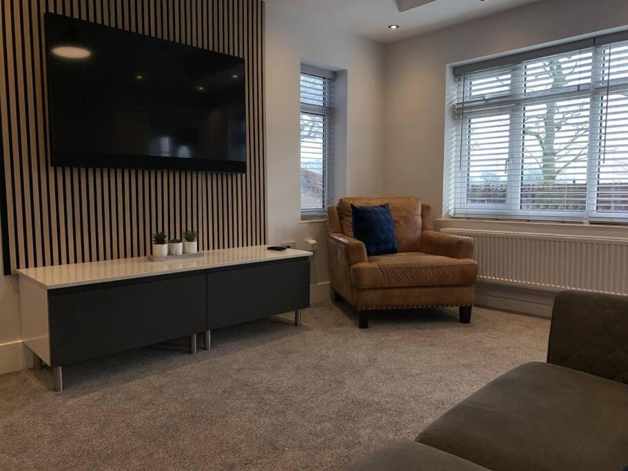 Photo of Others in Chorlton-by-Backford