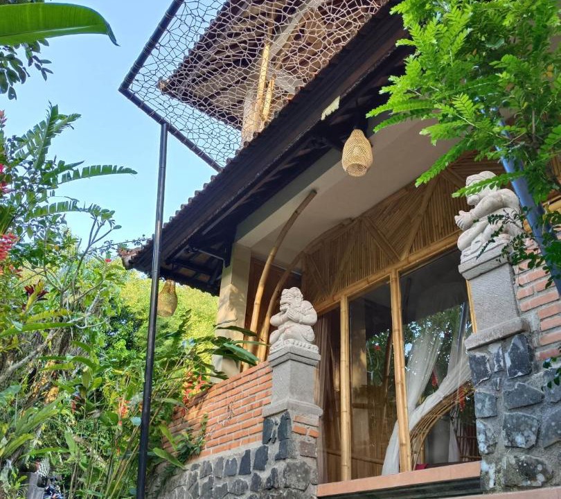 Photo of Others in Selat