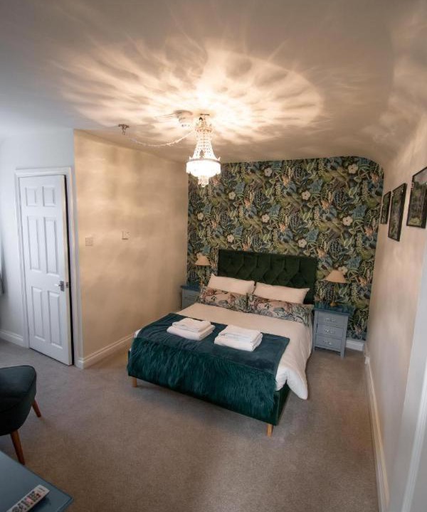 Photo of Others in Cottingham