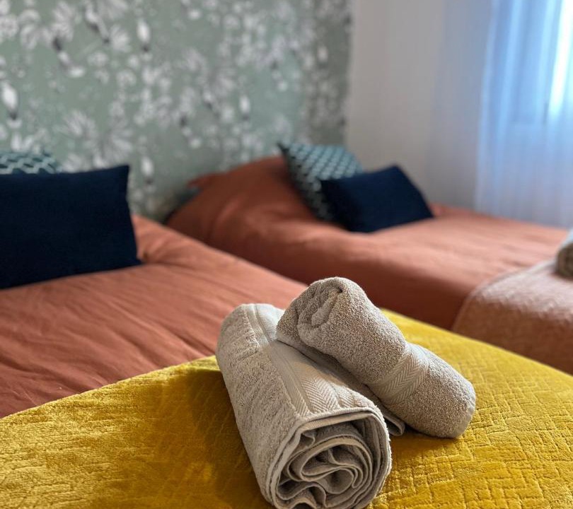 Photo of Others in Miroir - Batignolles