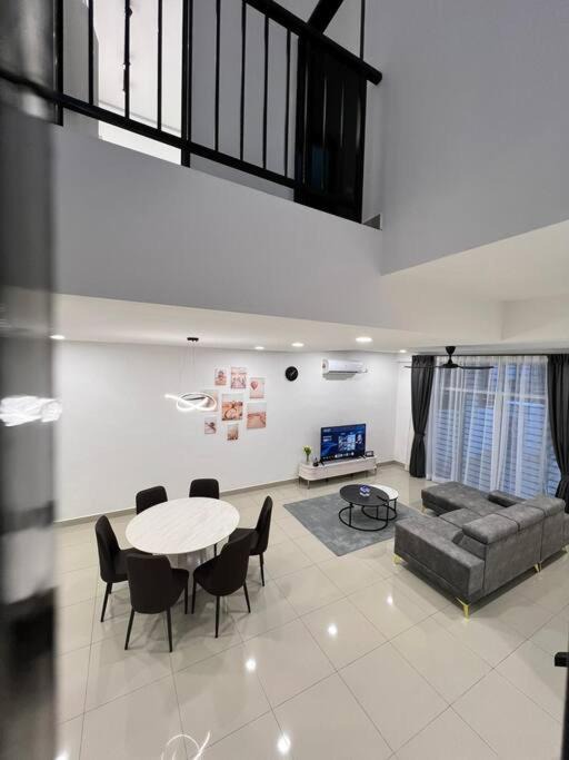 Photo of Livingroom in Larut