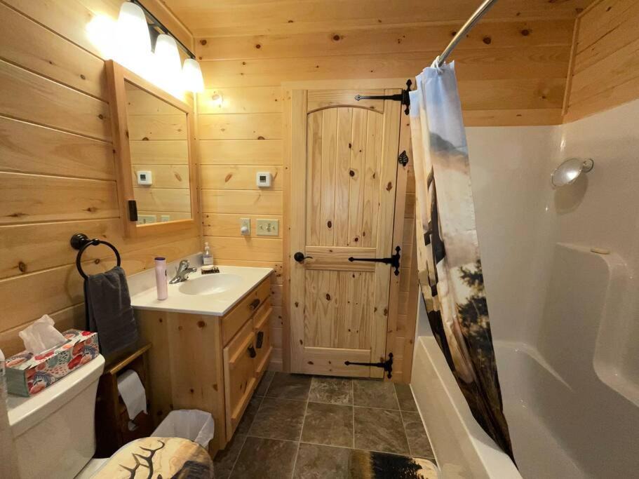 Photo of Bathroom in Alexandria