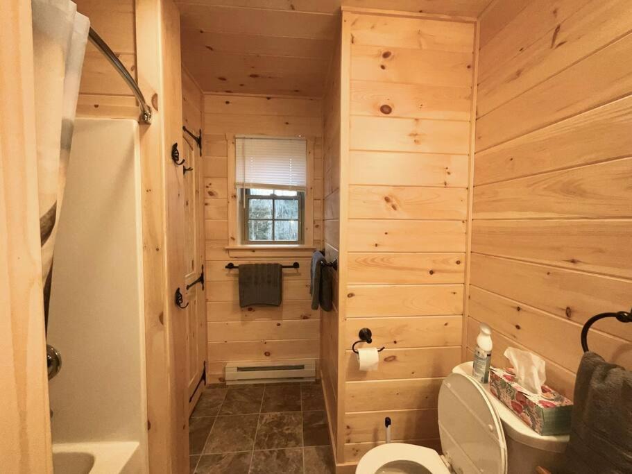 Photo of Bathroom in Alexandria