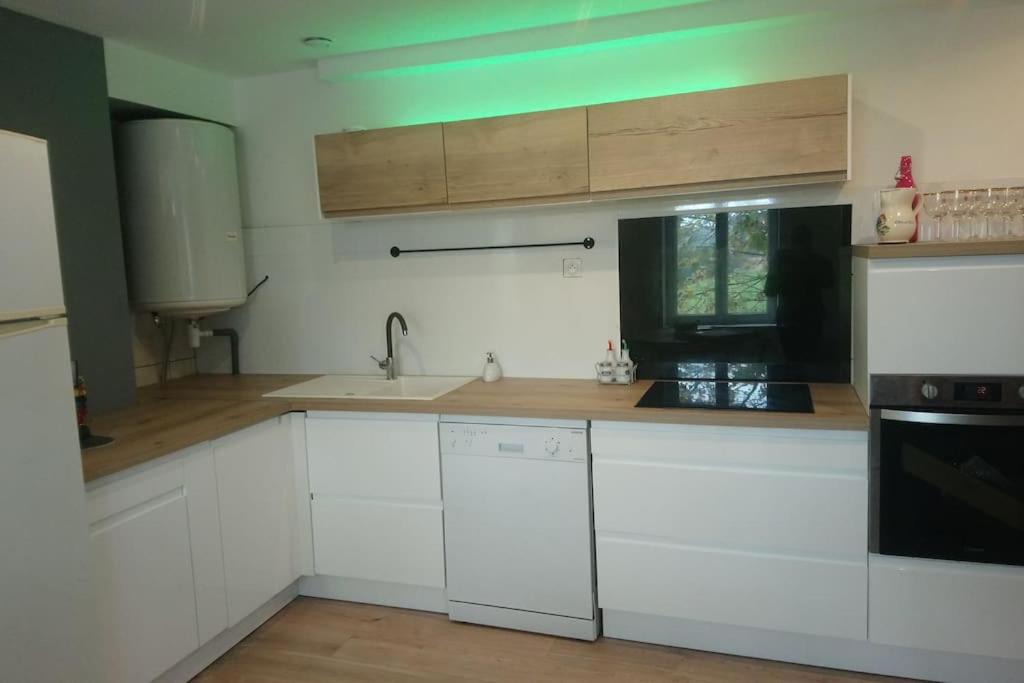 Photo of Others in Estrablin