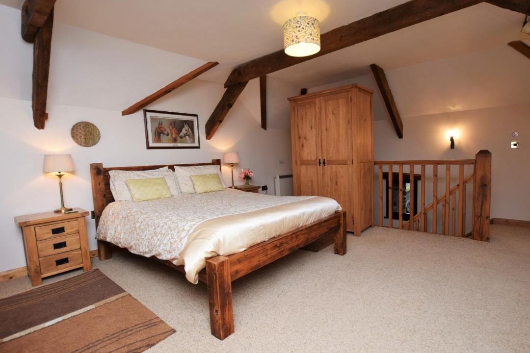 Photo of Others in Black Torrington