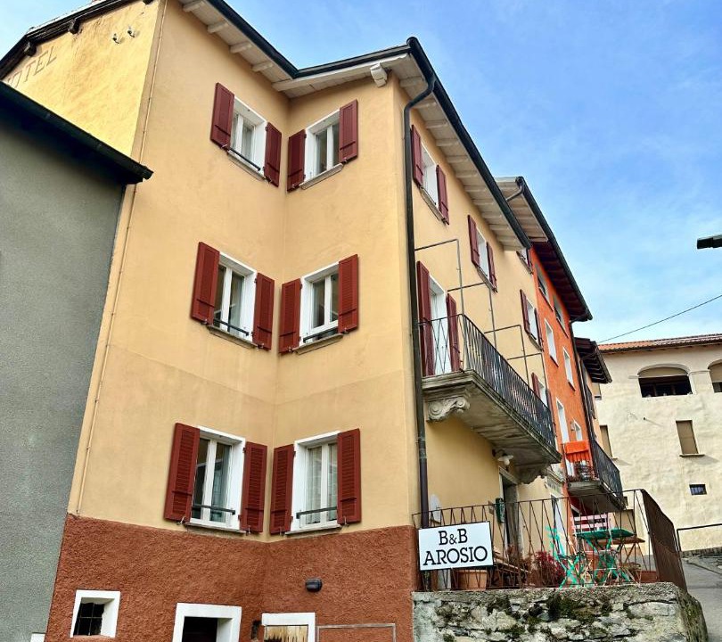 Photo of Others in Arosio