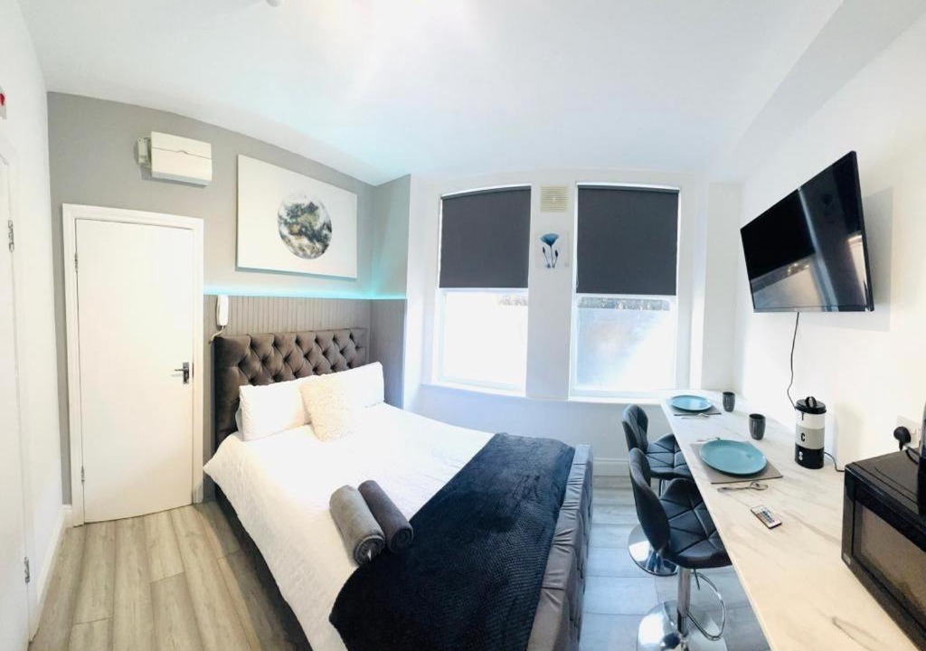 Photo of Others in Battersea