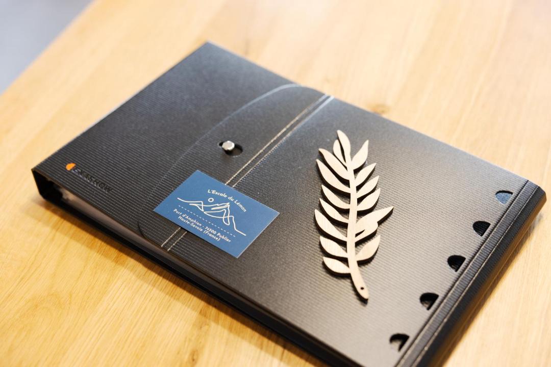 Photo of Others in Publier