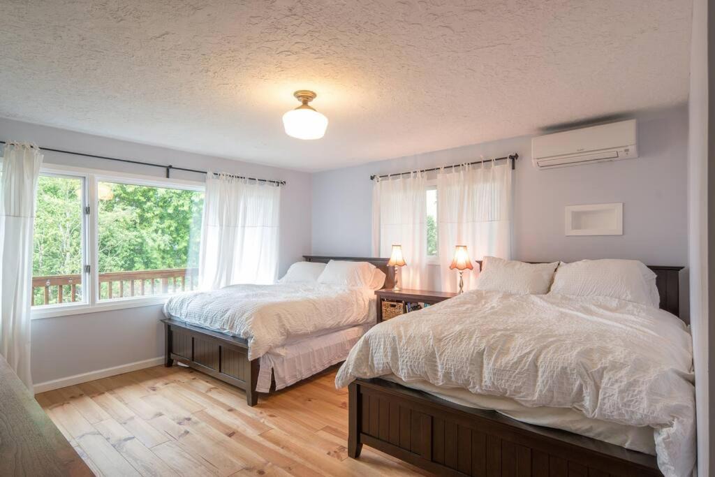 Photo of Others in Mount Tabor