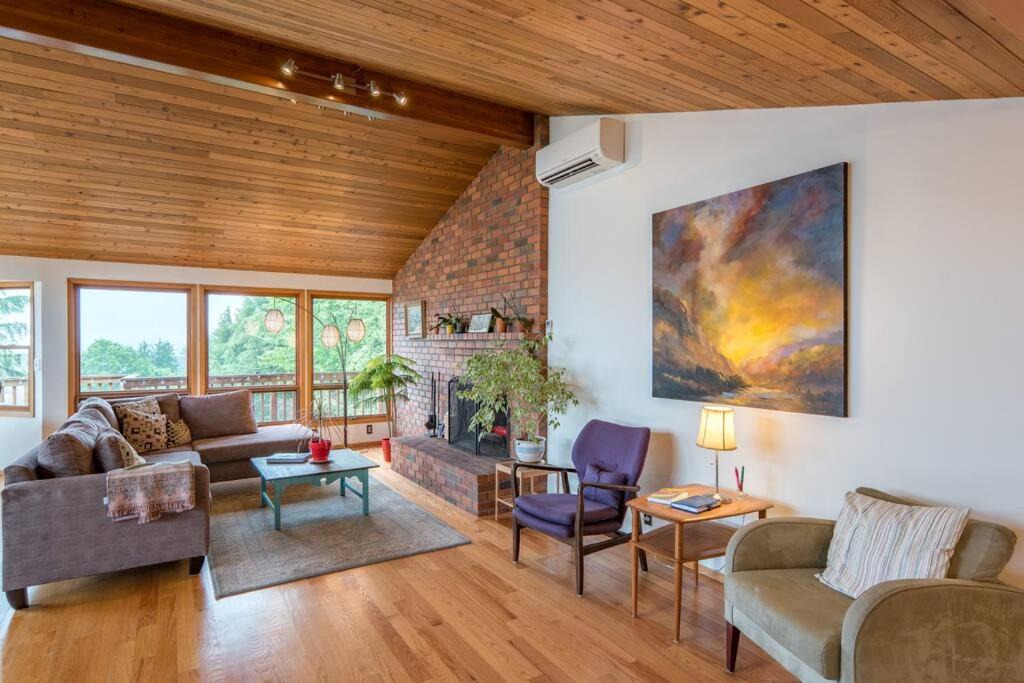 Photo of Others in Mount Tabor