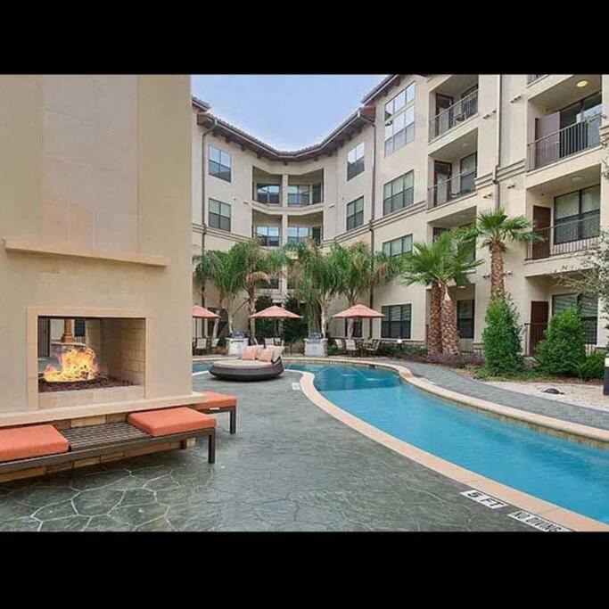 Photo of Others in Braeswood Place