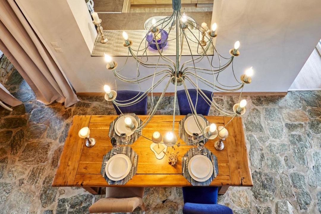 Photo of Others in Surville