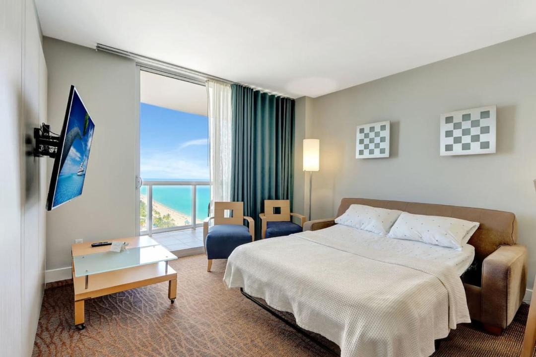 Photo of Others in Sunny Isles Beach
