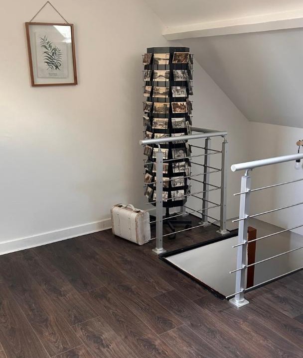 Photo of Others in Albert