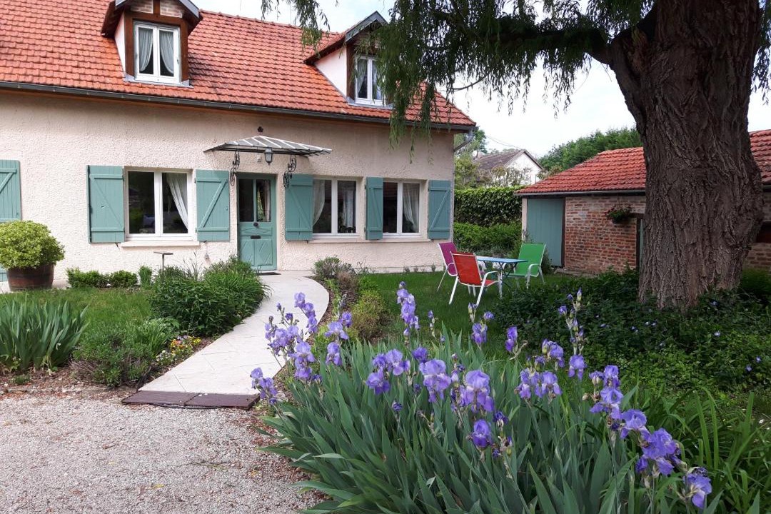 Photo of Others in Saint-Nicolas-les-Citeaux